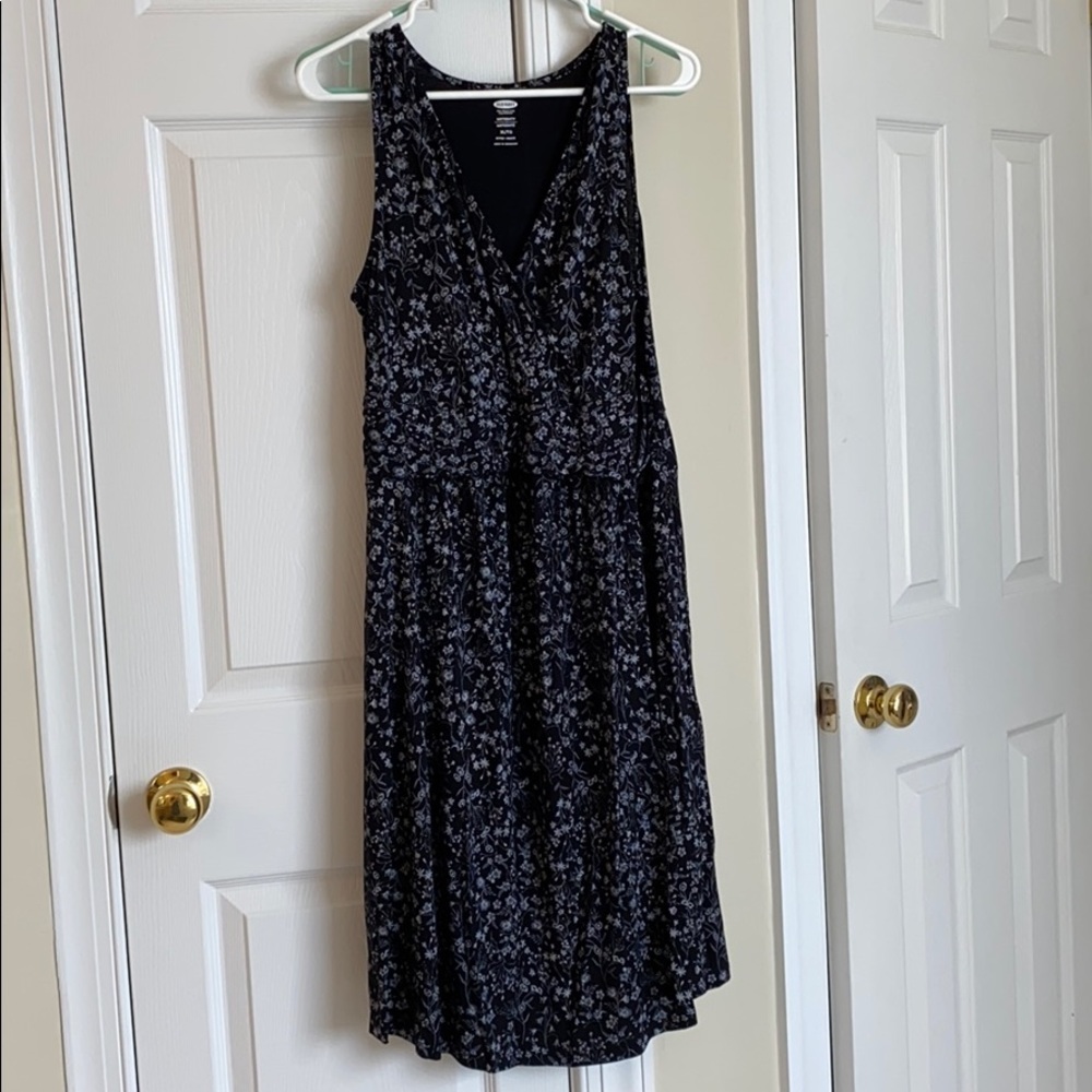 Comfy maternity dress